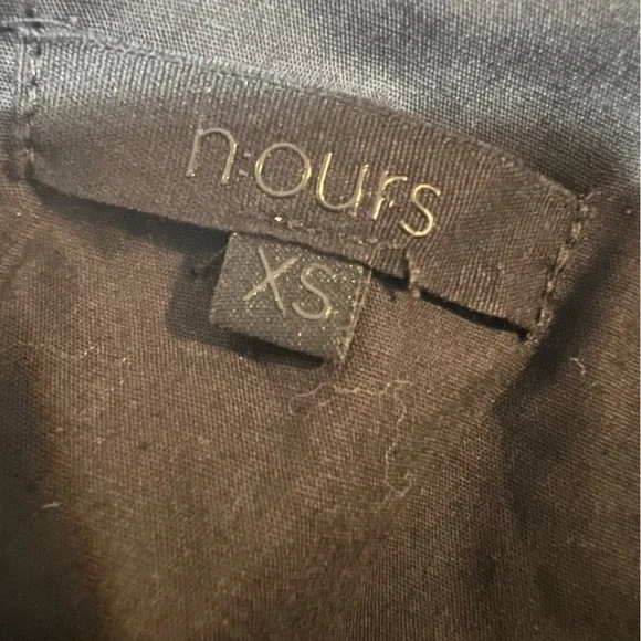 H:OURS NWOT Mona Top In Black Size XS - Picture 9 of 11